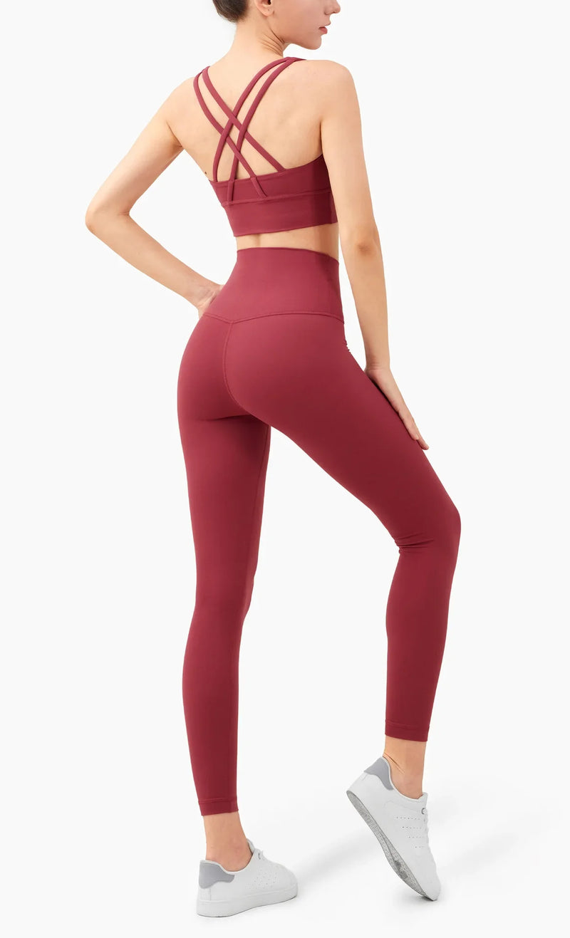 Conjunto de Yoga Feminino de Verão com Duas Peças: Top de Yoga com Costas Cruzadas em Nylon, Legging e Top Esportivo para Pilates e Fitness. Ideal para Pilates e Fitness.