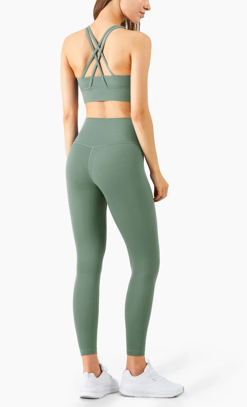 Conjunto de Yoga Feminino de Verão com Duas Peças: Top de Yoga com Costas Cruzadas em Nylon, Legging e Top Esportivo para Pilates e Fitness. Ideal para Pilates e Fitness.