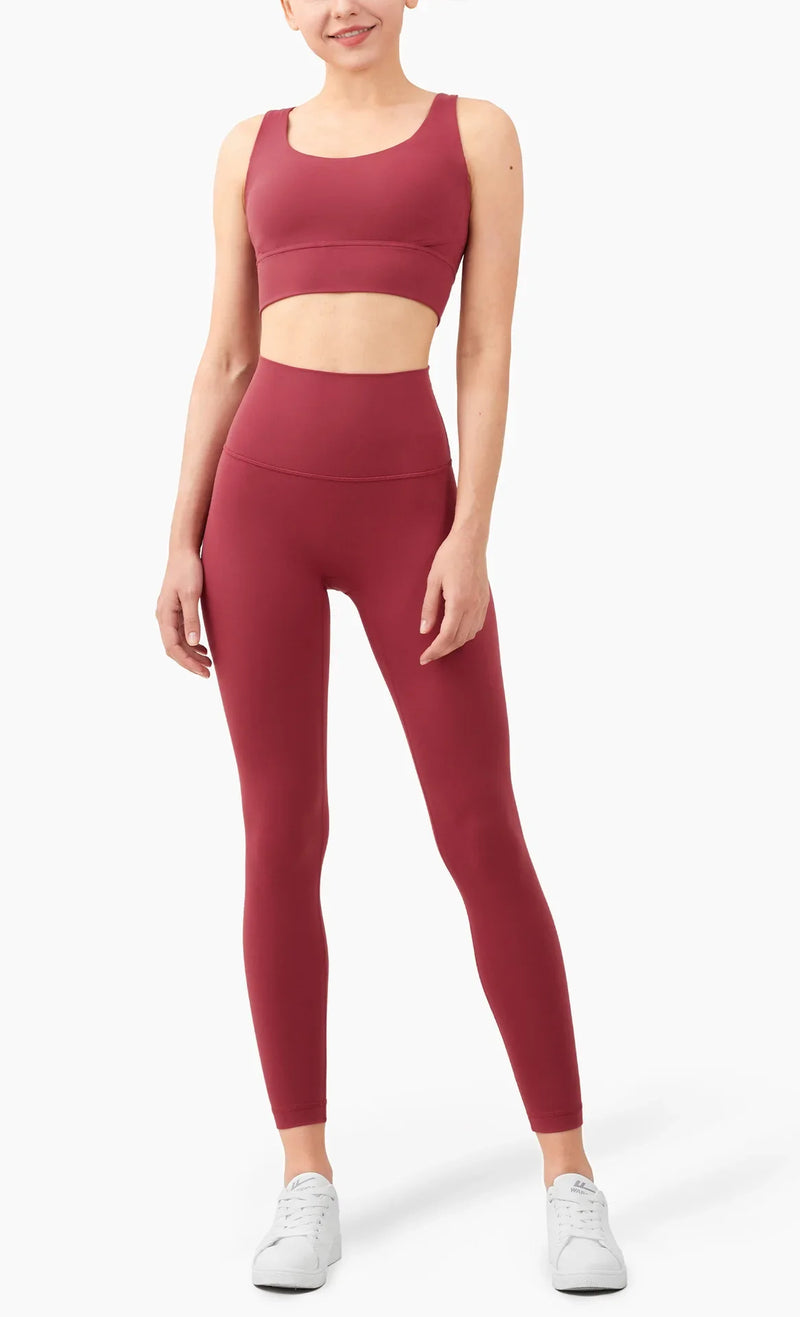Conjunto de Yoga Feminino de Verão com Duas Peças: Top de Yoga com Costas Cruzadas em Nylon, Legging e Top Esportivo para Pilates e Fitness. Ideal para Pilates e Fitness.